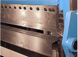 Ручной сегментный листогиб MetalMaster MTB 3S оснащен тремя сегментными балками